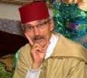 من لاغيرة له عن الثوابت و المقدسات لا يدافع حتى عن عرضه